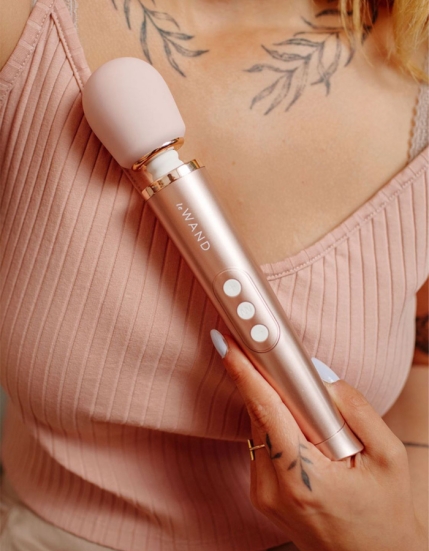 Вибромассажер Le Wand Petite